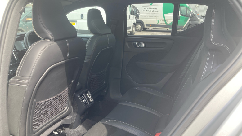 Volvo Xc40 2.0 T5 First Edition 5dr AWD Geartronic Petrol Estate